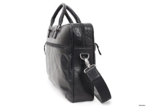 „Torba biznesowa BB101 ze skóry bawoła – detal zamka“